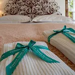 La Pavona Luxury Collection