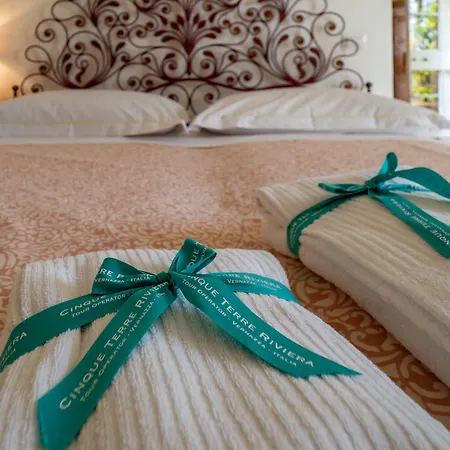 La Pavona Luxury Collection