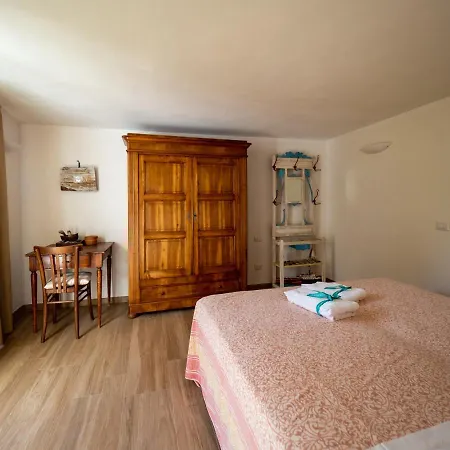 La Pavona Luxury Collection *