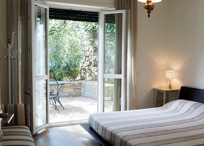 La Pavona Luxury Collection Монтероссо-аль-Маре