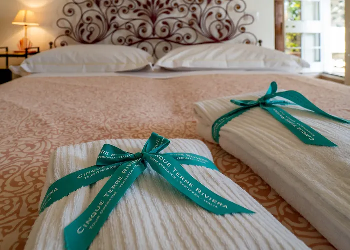 La Pavona Luxury Collection