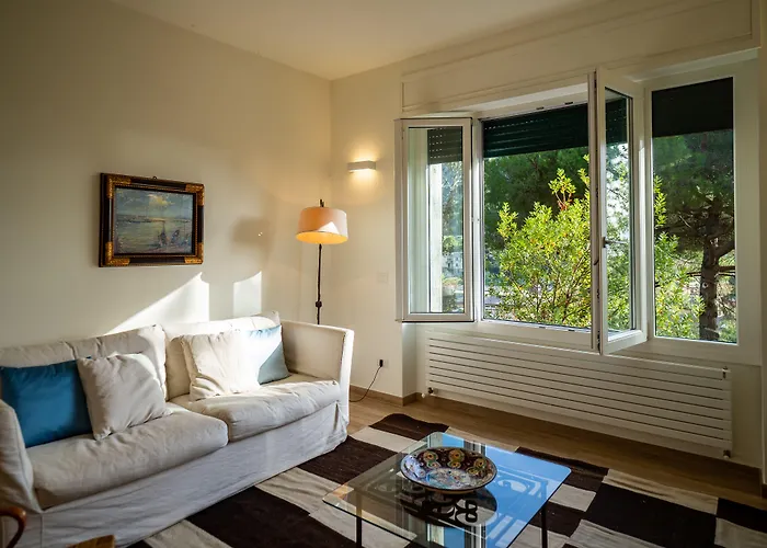 La Pavona Luxury Collection *