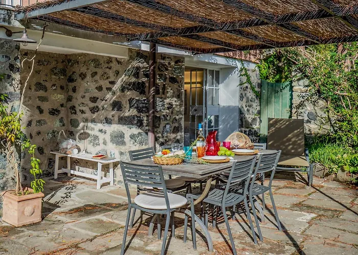 Апартаменты La Pavona Luxury Collection Монтероссо-аль-Маре